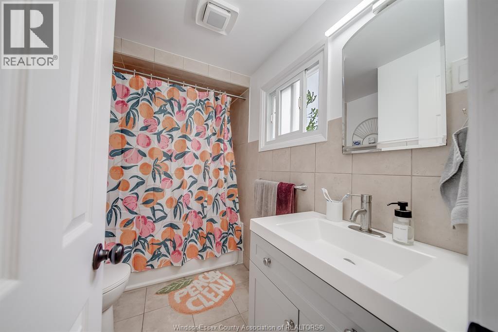 4049 WHITNEY AVENUE, Windsor, Ontario, N9C2C7 — Photo 34