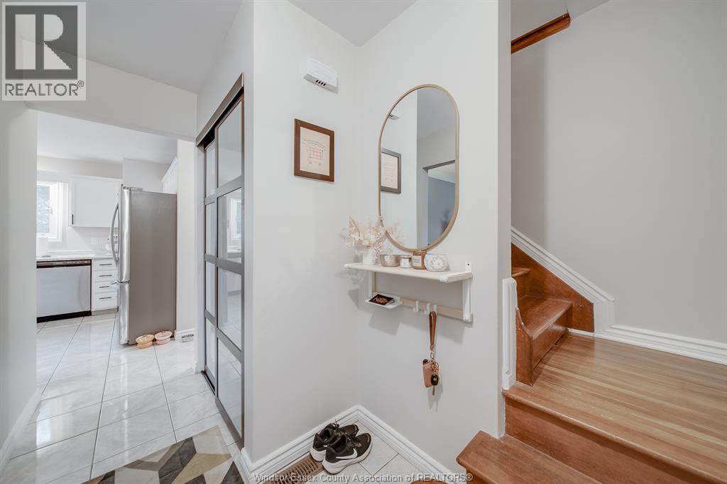 4049 WHITNEY AVENUE, Windsor, Ontario, N9C2C7 — Photo 7