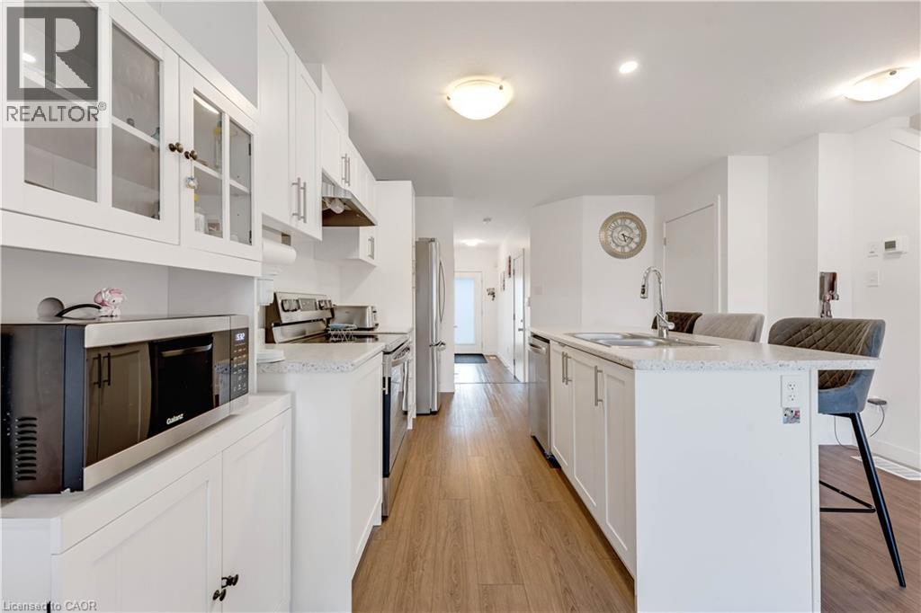 91 PONY Way, Kitchener, Ontario, N2R0R8 — Photo 5