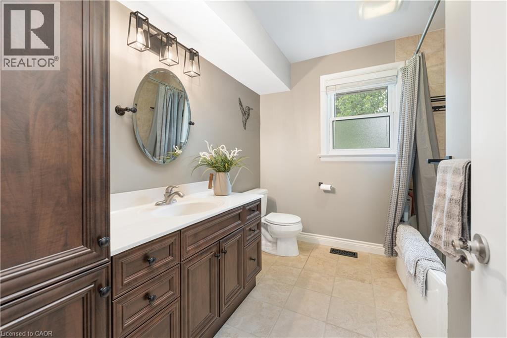 1063 MAPLEHURST Avenue, Burlington, Ontario, L7T3G3 — Photo 12