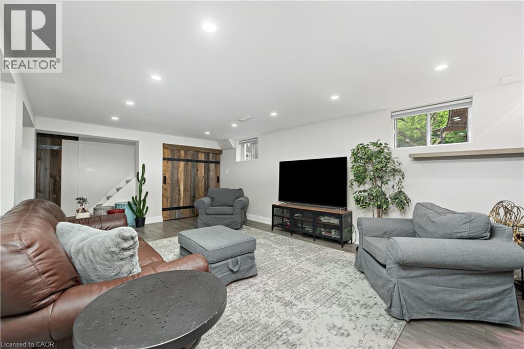 1063 MAPLEHURST Avenue, Burlington, Ontario, L7T3G3 — Photo 13