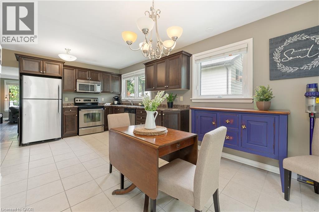 1063 MAPLEHURST Avenue, Burlington, Ontario, L7T3G3 — Photo 5