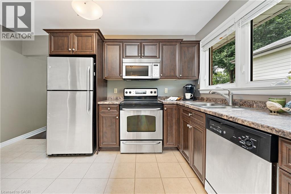 1063 MAPLEHURST Avenue, Burlington, Ontario, L7T3G3 — Photo 8