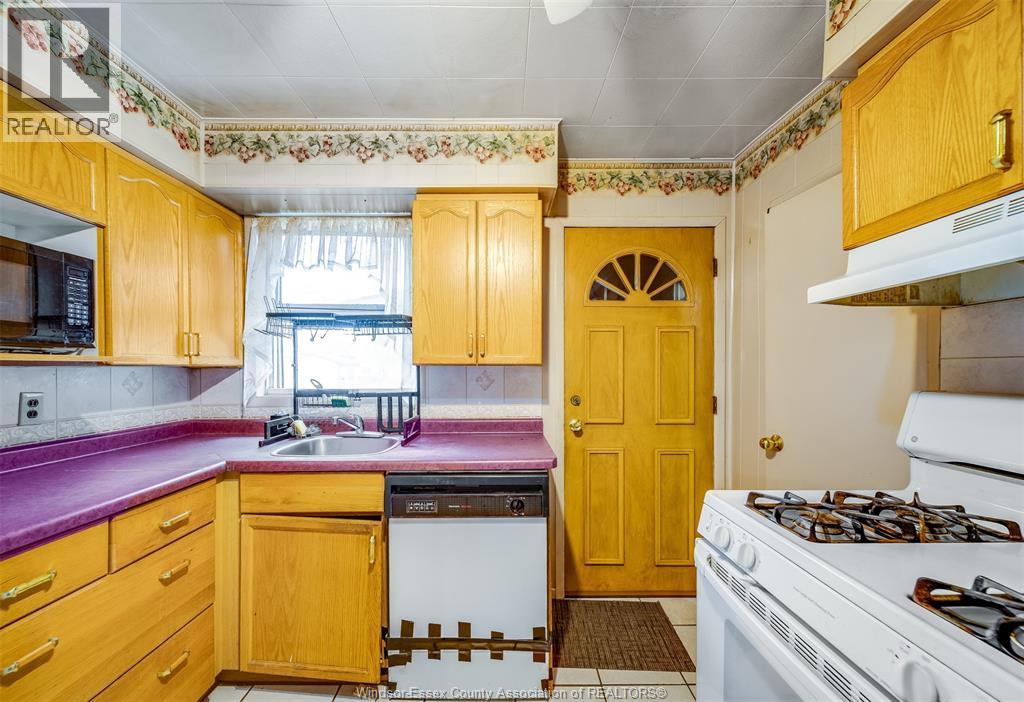 879 FELIX, Windsor, Ontario, N9C3L1 — Photo 20