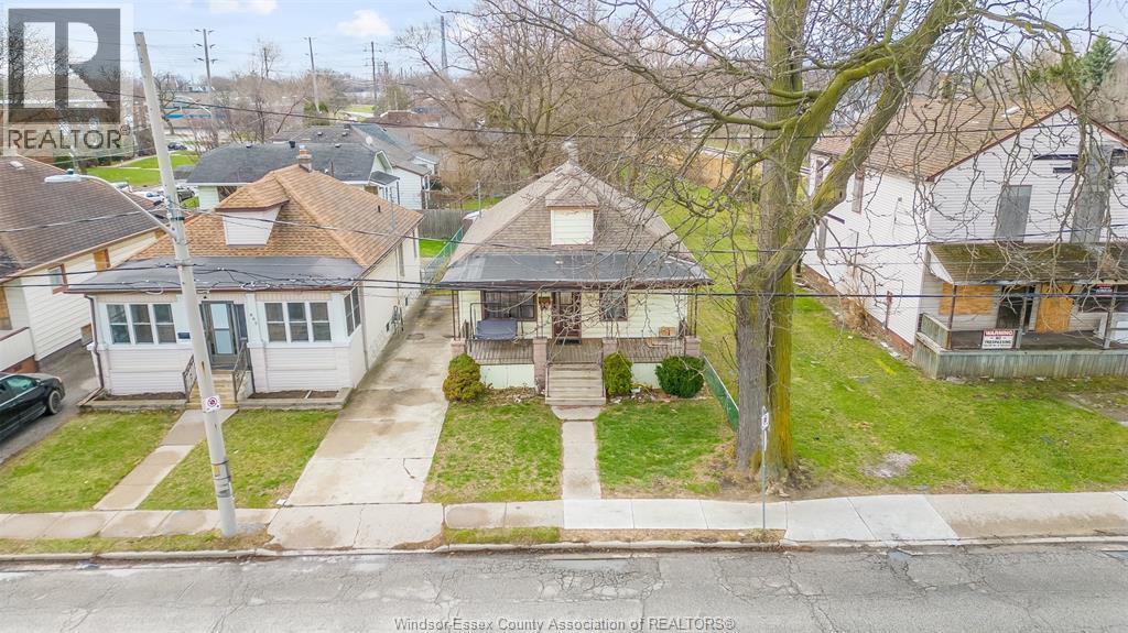 879 FELIX, Windsor, Ontario, N9C3L1 — Photo 3
