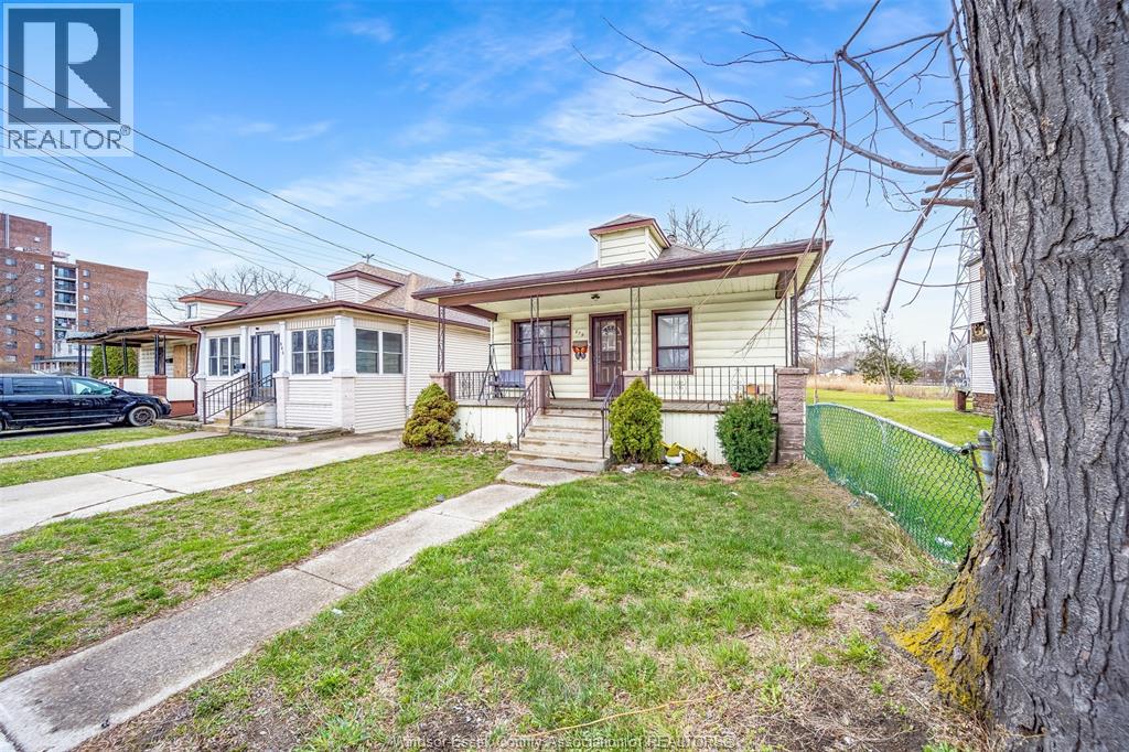 879 FELIX, Windsor, Ontario, N9C3L1 — Photo 43
