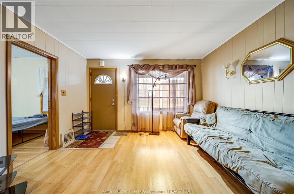 879 FELIX, Windsor, Ontario, N9C3L1 — Photo 9