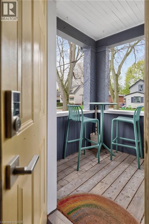 206 YORK Street, St. Catharines, Ontario, L2R6G4 — Photo 5