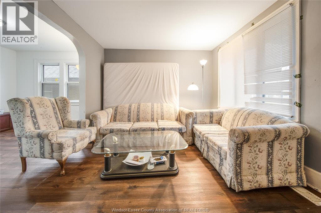 961 CURRY AVENUE, Windsor, Ontario, N9B2C4 — Photo 4