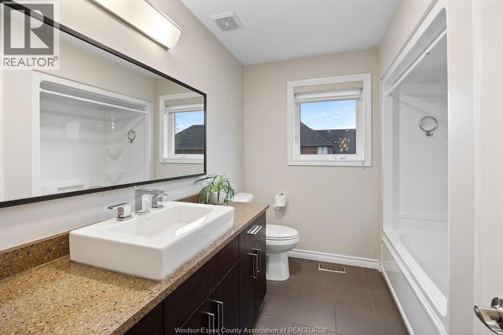 1335 MAPLE, LaSalle, Ontario, N9J0B3 — Photo 28