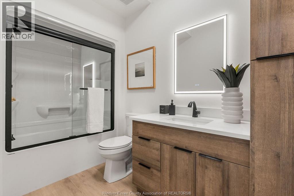3871 HOWARD Unit# 201, Windsor, Ontario, N9G1N6 — Photo 18