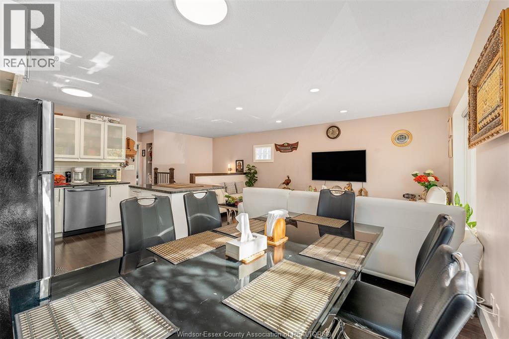 9978 FOREST GLADE COURT Unit# 5, Windsor, Ontario, N8R2B9 — Photo 12