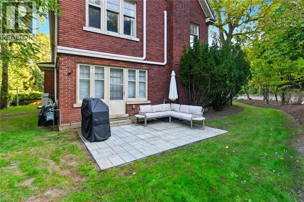 18 INGLEWOOD Drive, Hamilton, Ontario, L8P2T2 — Photo 39