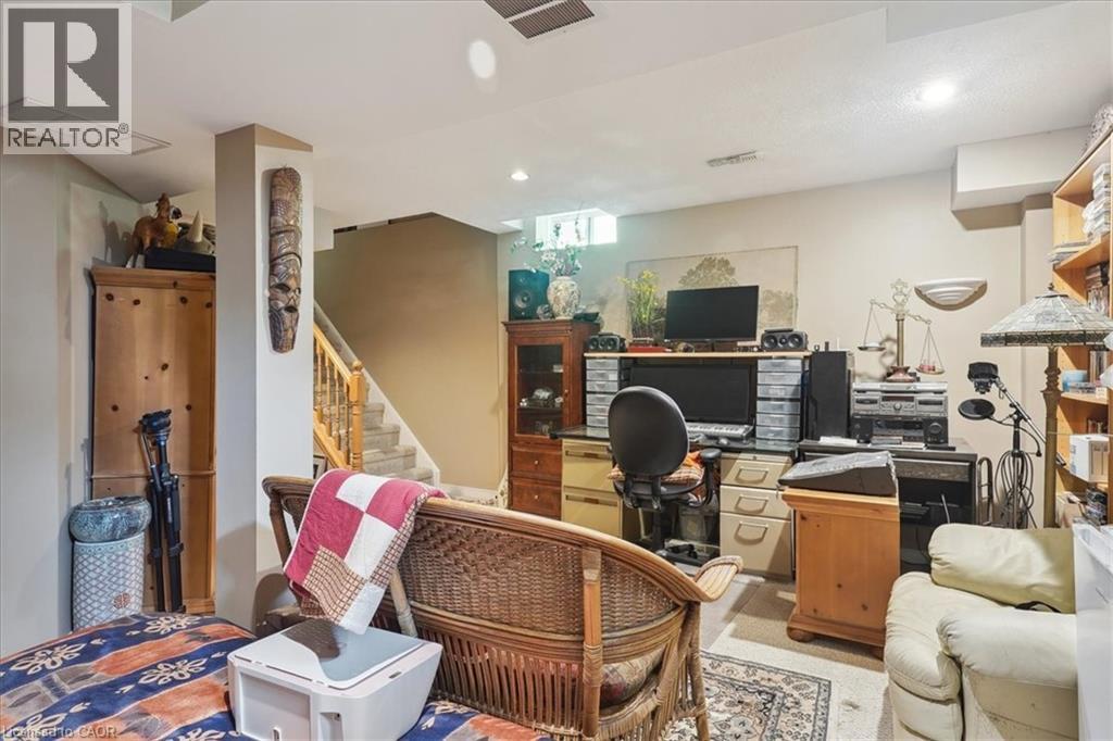 5224 THORNBURN Drive, Burlington, Ontario, L7L6R4 — Photo 12