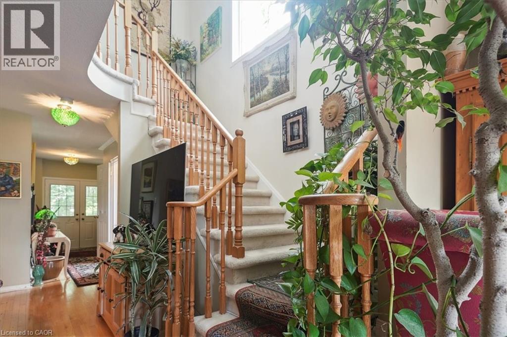 5224 THORNBURN Drive, Burlington, Ontario, L7L6R4 — Photo 4