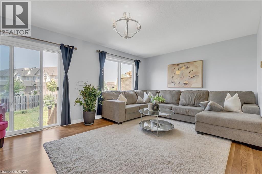 48 CLOUGH Crescent, Guelph, Ontario, N1L0G1 — Photo 11