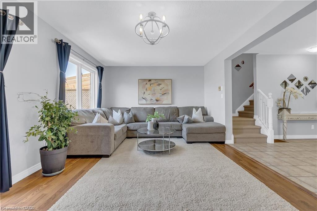 48 CLOUGH Crescent, Guelph, Ontario, N1L0G1 — Photo 13