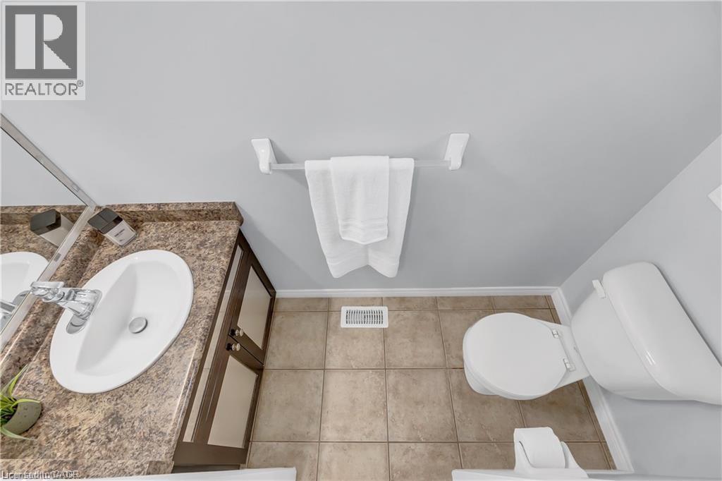48 CLOUGH Crescent, Guelph, Ontario, N1L0G1 — Photo 16