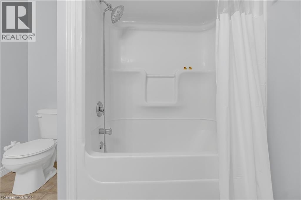 48 CLOUGH Crescent, Guelph, Ontario, N1L0G1 — Photo 24