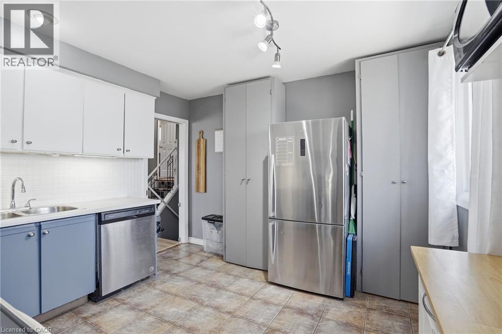 4 CLIFTON DOWNS Road, Hamilton, Ontario, L9C2P2 — Photo 17