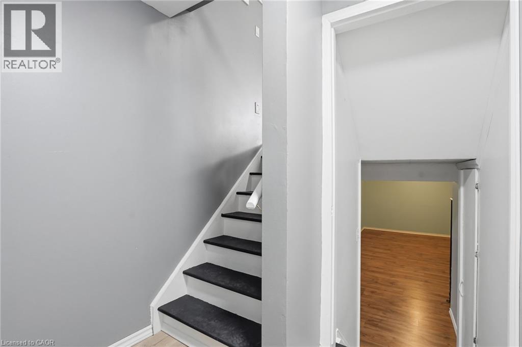 4 CLIFTON DOWNS Road, Hamilton, Ontario, L9C2P2 — Photo 31