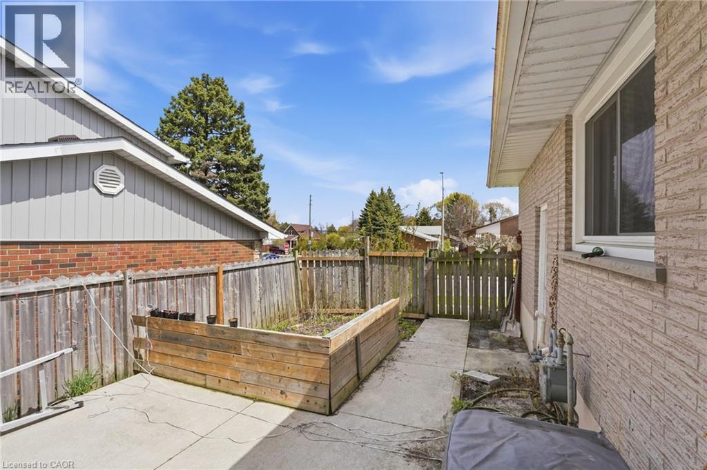 4 CLIFTON DOWNS Road, Hamilton, Ontario, L9C2P2 — Photo 46