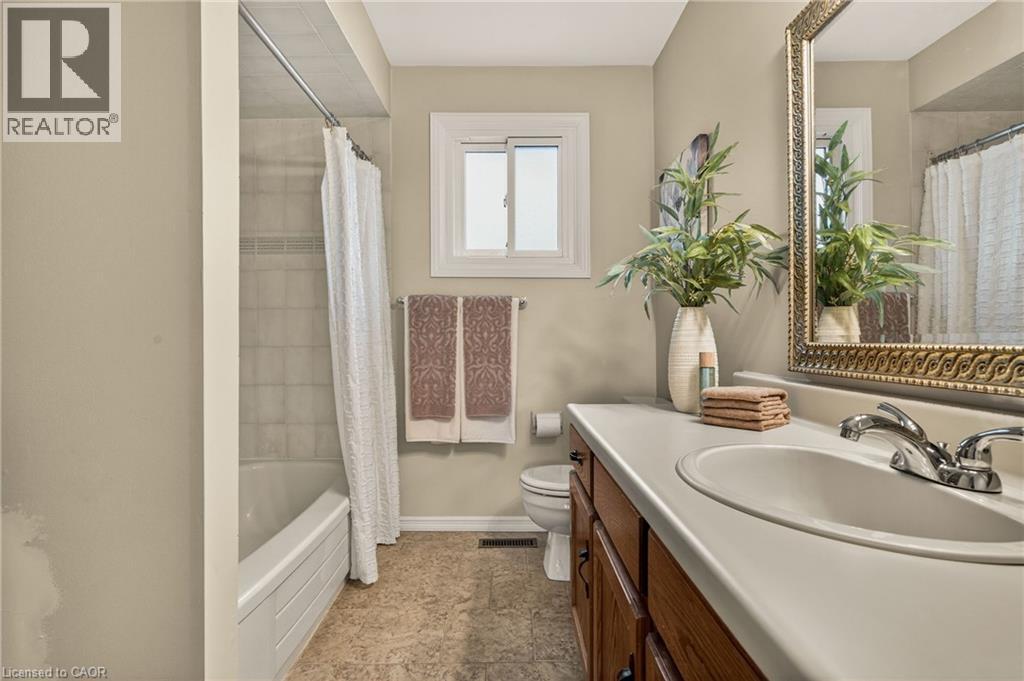 520 WOODVIEW Road, Burlington, Ontario, L7N3P9 — Photo 37