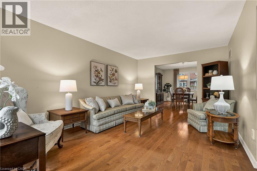 520 WOODVIEW Road, Burlington, Ontario, L7N3P9 — Photo 6