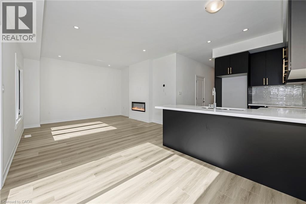 205 THAMES Way Unit# 31, Hamilton, Ontario, L0R1W2 — Photo 5