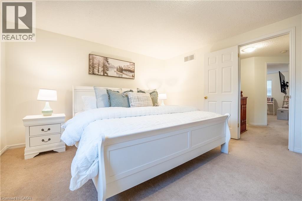 30 FALLOWFIELD Drive, Kitchener, Ontario, N2C0A8 — Photo 22
