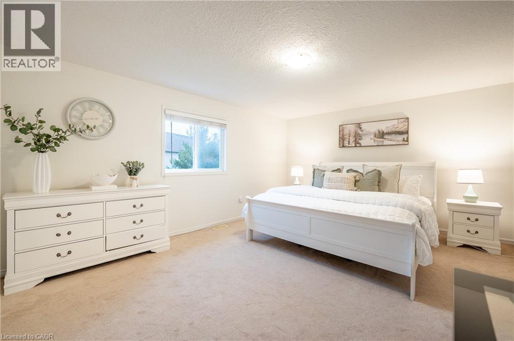 30 FALLOWFIELD Drive, Kitchener, Ontario, N2C0A8 — Photo 24
