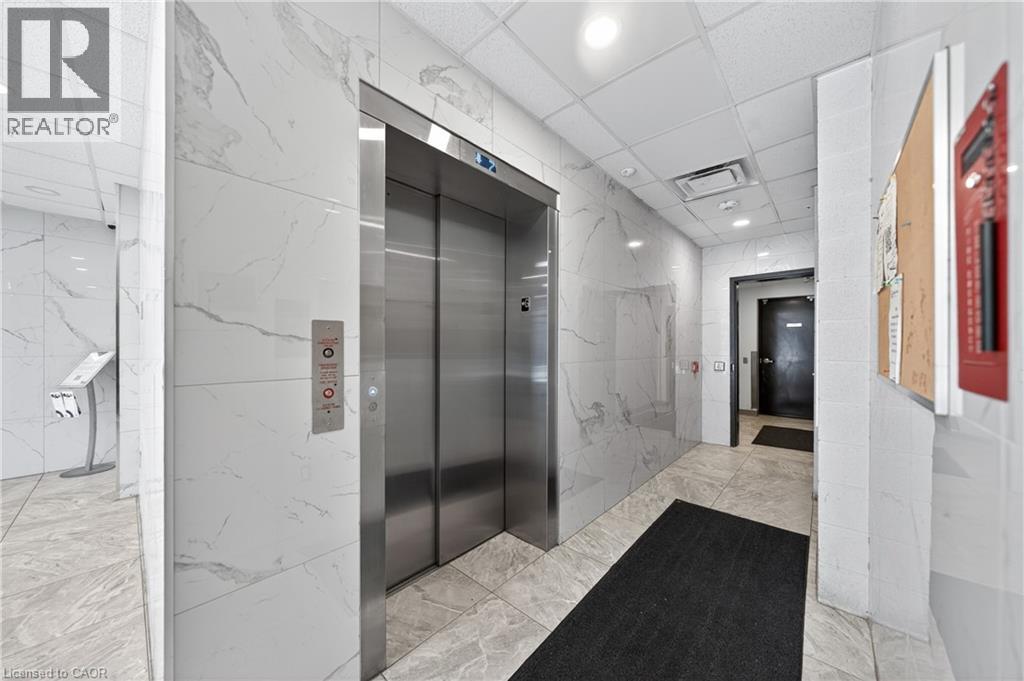 246 LESTER Street Unit# PH-03, Waterloo, Ontario, N2L0H1 — Photo 10