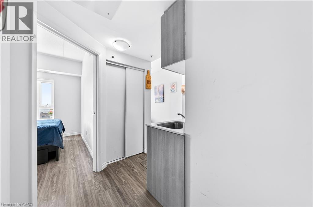 246 LESTER Street Unit# PH-03, Waterloo, Ontario, N2L0H1 — Photo 13