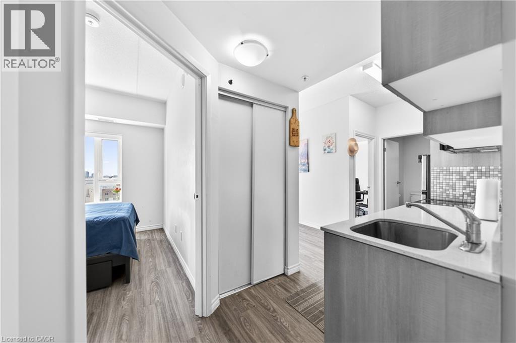 246 LESTER Street Unit# PH-03, Waterloo, Ontario, N2L0H1 — Photo 14