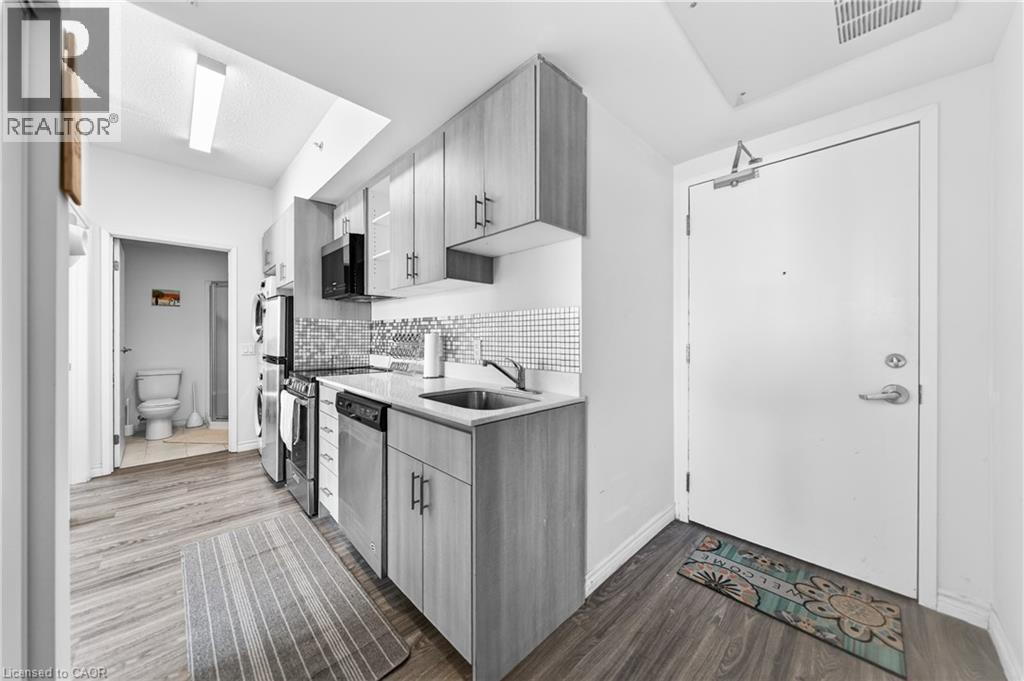 246 LESTER Street Unit# PH-03, Waterloo, Ontario, N2L0H1 — Photo 15