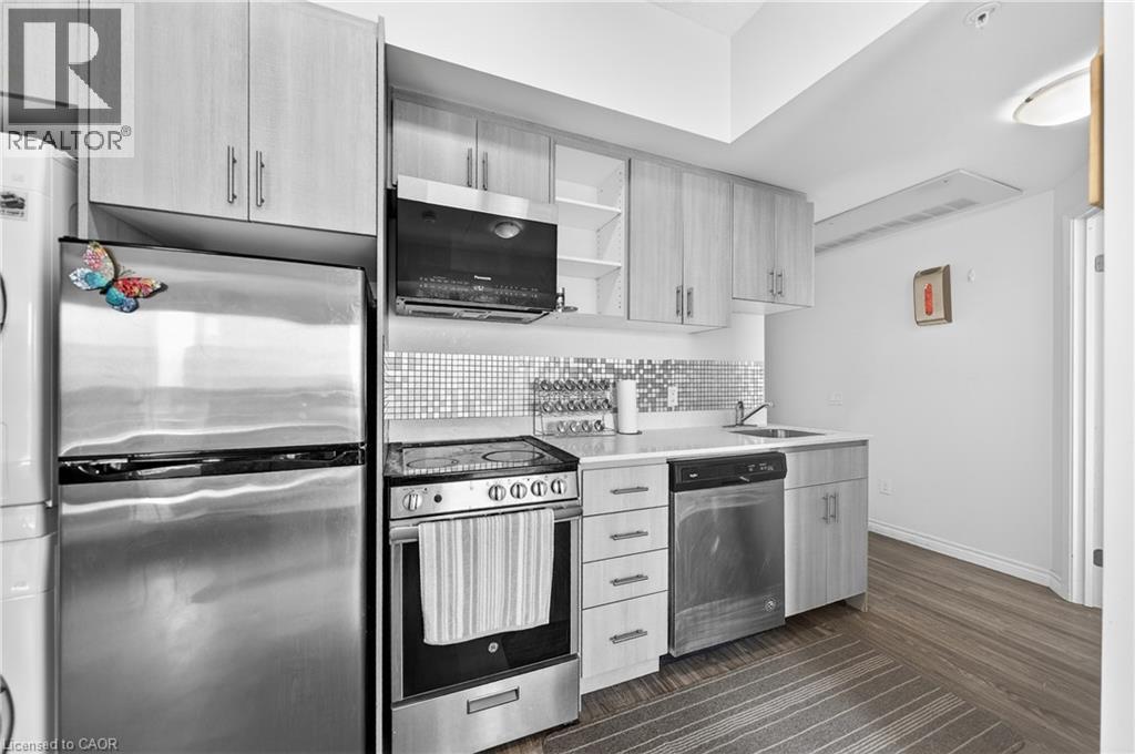 246 LESTER Street Unit# PH-03, Waterloo, Ontario, N2L0H1 — Photo 18