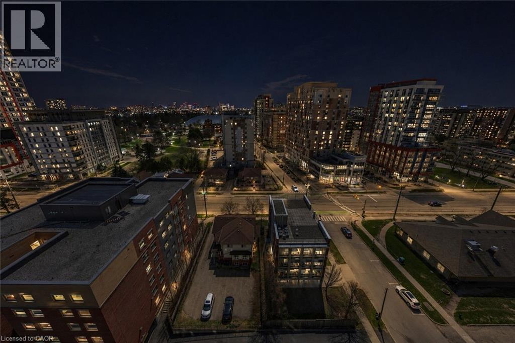246 LESTER Street Unit# PH-03, Waterloo, Ontario, N2L0H1 — Photo 40