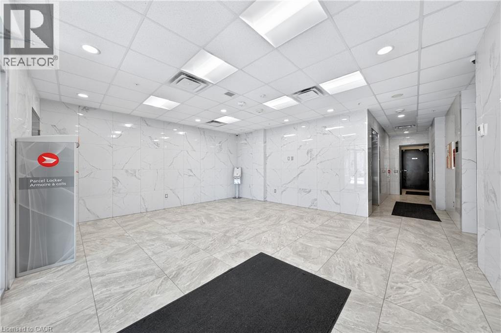 246 LESTER Street Unit# PH-03, Waterloo, Ontario, N2L0H1 — Photo 8