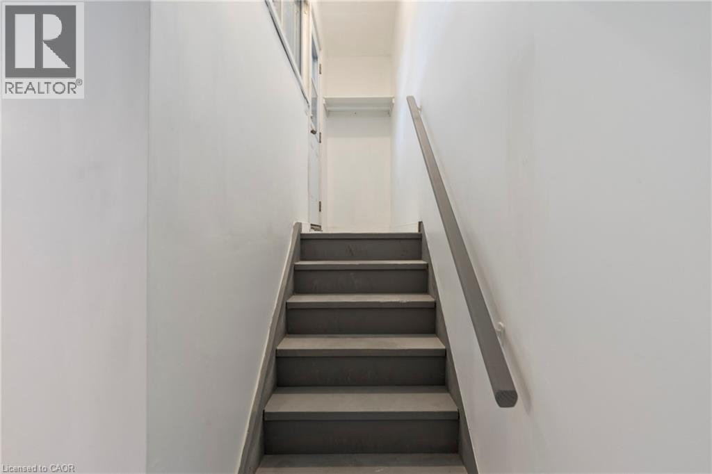 7 PURDY Crescent Unit# 2, Hamilton, Ontario, L9A3B4 — Photo 13