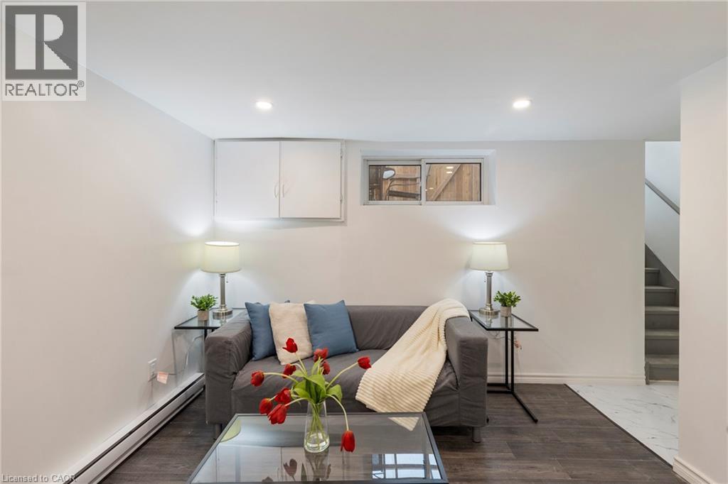 7 PURDY Crescent Unit# 2, Hamilton, Ontario, L9A3B4 — Photo 3