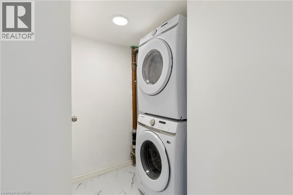 7 PURDY Crescent Unit# 2, Hamilton, Ontario, L9A3B4 — Photo 8