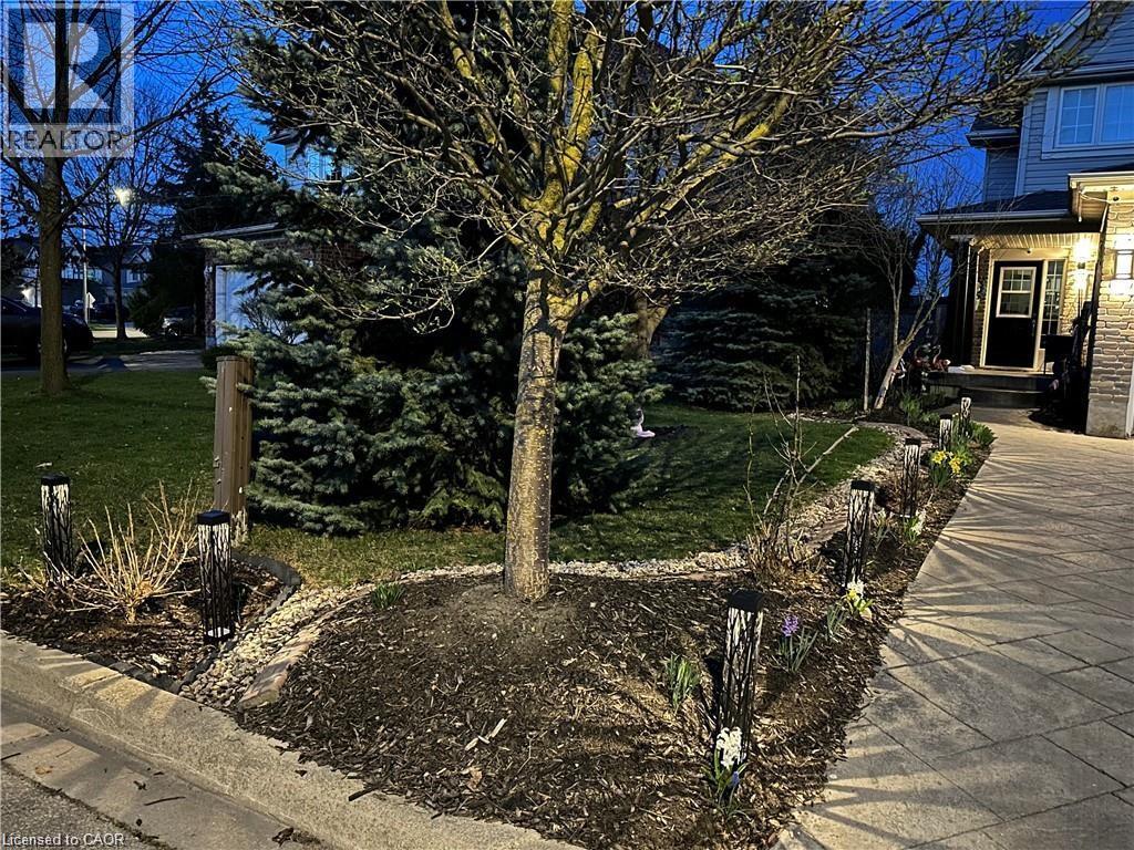 15 GEES Way, Cambridge, Ontario, N3C4M5 — Photo 19