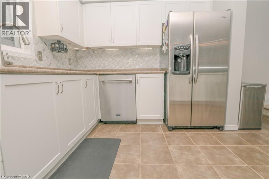 15 GEES Way, Cambridge, Ontario, N3C4M5 — Photo 6