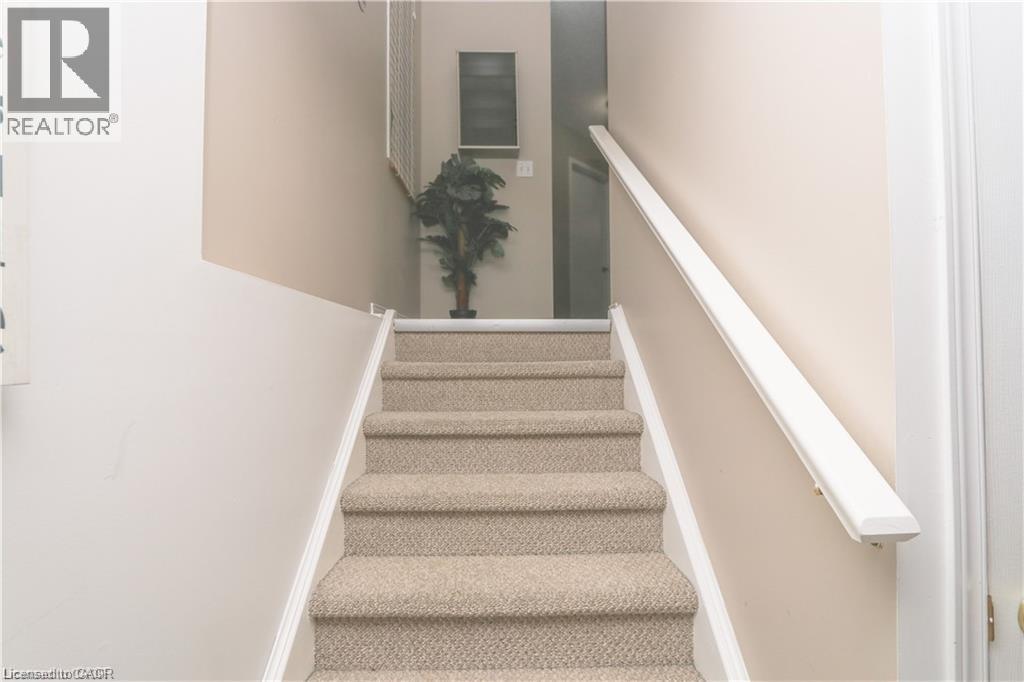 15 GEES Way, Cambridge, Ontario, N3C4M5 — Photo 8