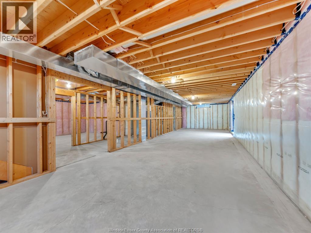 569 HOLBURN, Windsor, Ontario, N8X0A3 — Photo 49