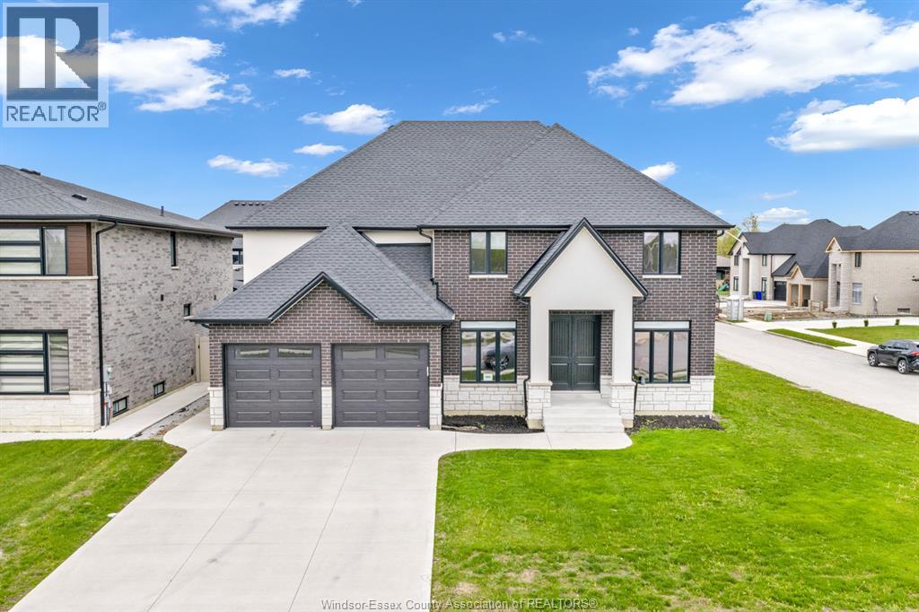 569 HOLBURN, Windsor, Ontario, N8X0A3 — Photo 2