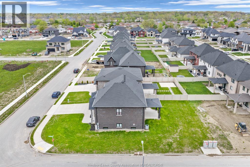 569 HOLBURN, Windsor, Ontario, N8X0A3 — Photo 4