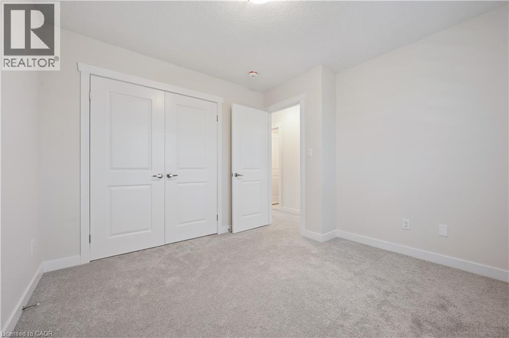 40 MOON Crescent, Cambridge, Ontario, N1S0C4 — Photo 18