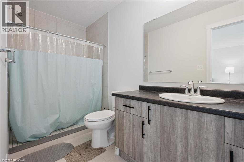 40 MOON Crescent, Cambridge, Ontario, N1S0C4 — Photo 23