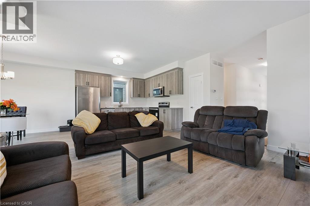 40 MOON Crescent, Cambridge, Ontario, N1S0C4 — Photo 9